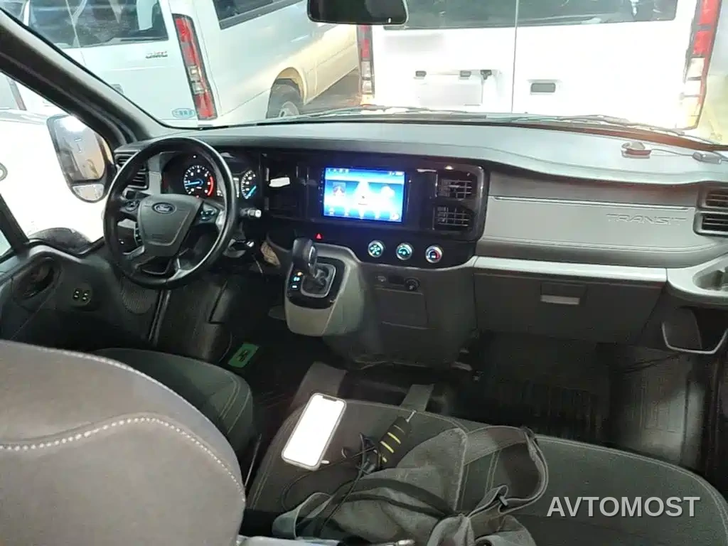 Ford New Generation Transit 2021 Model 2.2T Automatic Logistics Vehicle Pro Long Wheelbase 7-Seat Medium Roof China VI — фото 7