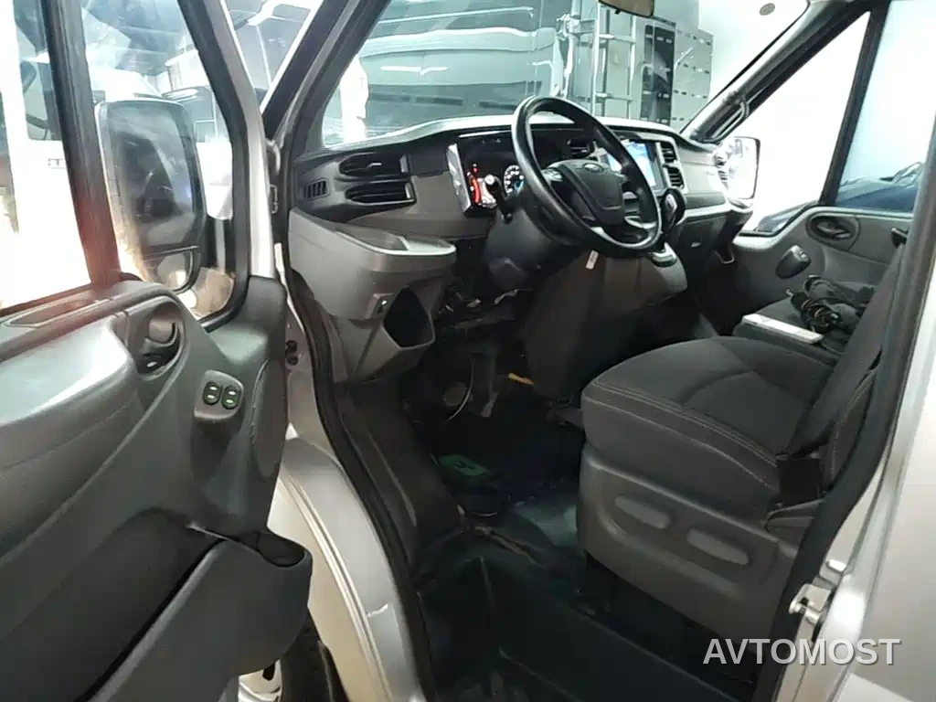 Ford New Generation Transit 2021 Model 2.2T Automatic Logistics Vehicle Pro Long Wheelbase 7-Seat Medium Roof China VI — фото 13
