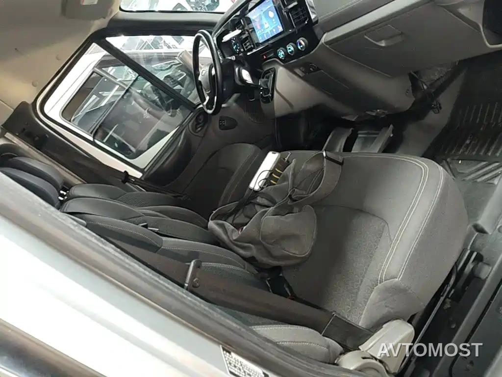 Ford New Generation Transit 2021 Model 2.2T Automatic Logistics Vehicle Pro Long Wheelbase 7-Seat Medium Roof China VI — фото 22