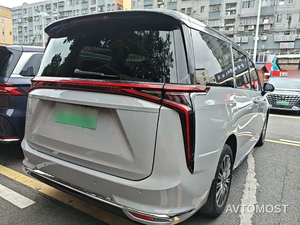 SAIC Maxus Dajia 9 2024 Super Hybrid Ultra Long Range Grassland Edition 7-Seater — фото 7