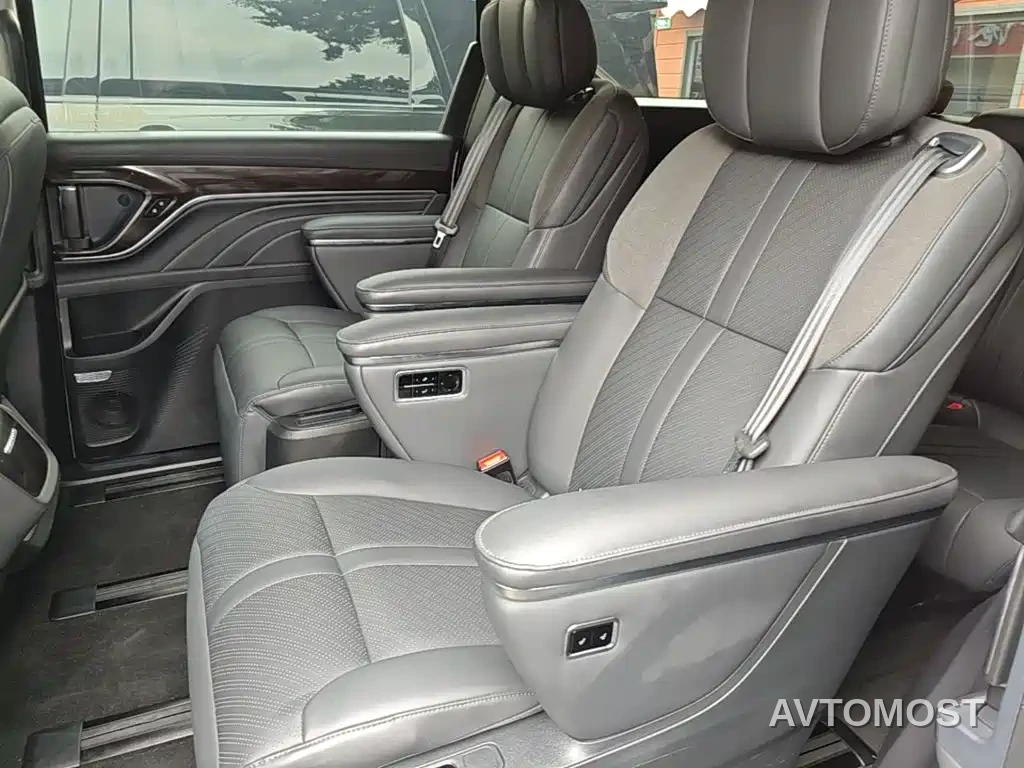 SAIC Maxus Dajia 9 2024 Super Hybrid Ultra Long Range Grassland Edition 7-Seater — фото 14