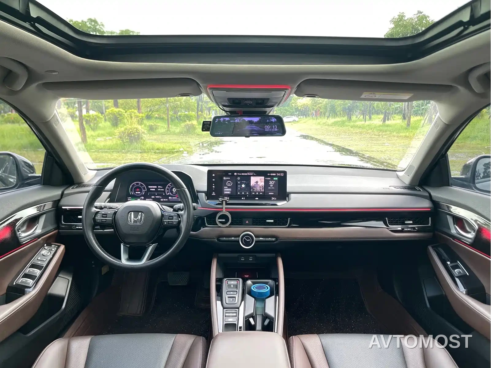 Honda Inspire Hybrid 2023 e:PHEV Premium Edition — фото 15
