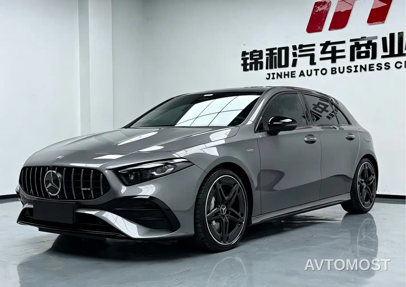 Mercedes-Benz A-Class AMG (Import) 2024 Facelift AMG A 35 4MATIC — фото 1