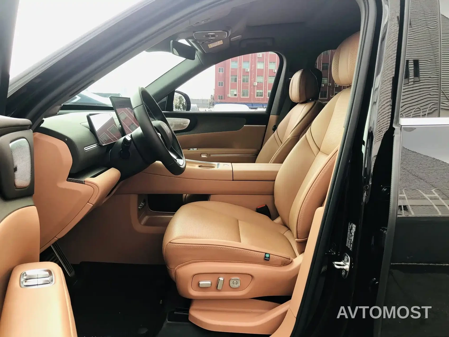 Leapmotor D Series 2026 Model Pure Electric 115kWh 6-Seater — фото 5