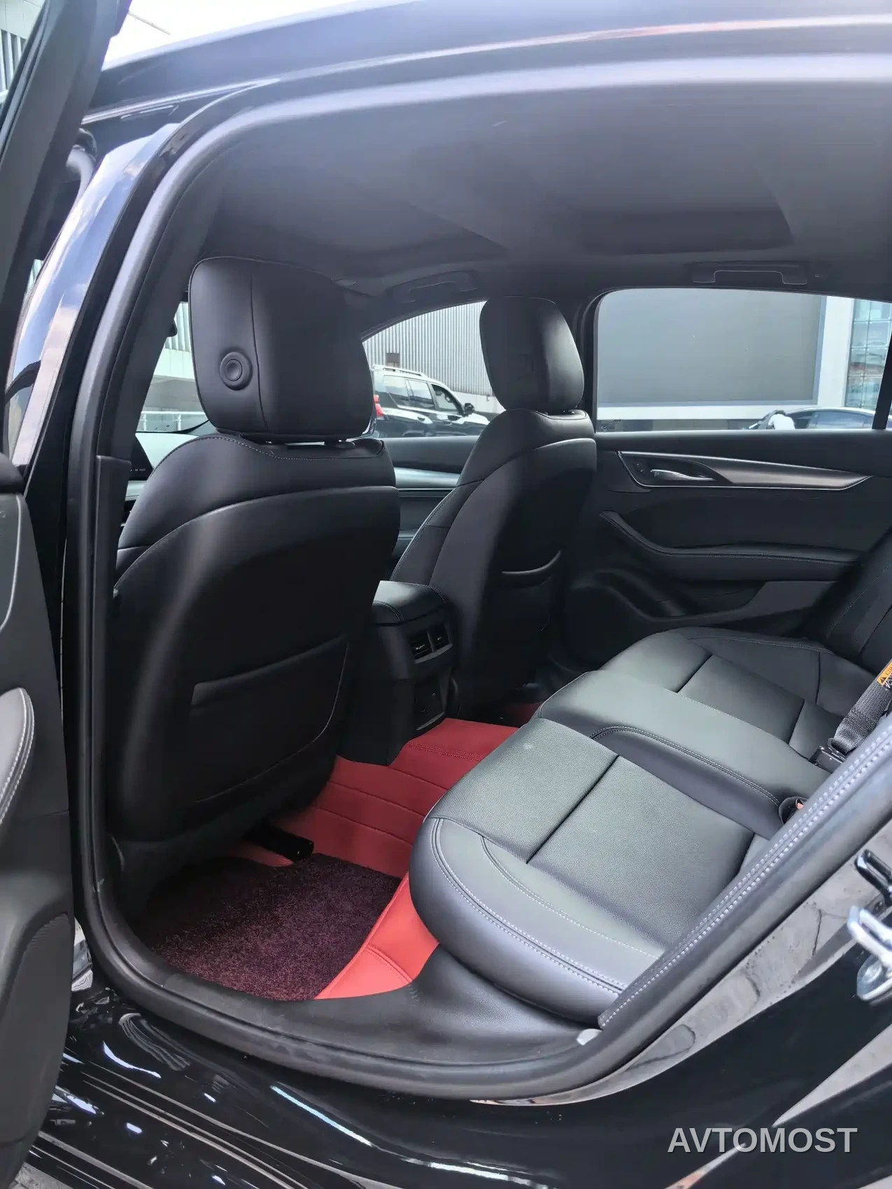 Cadillac CT5 2025 Model 28T Urban Sport Edition — фото 5