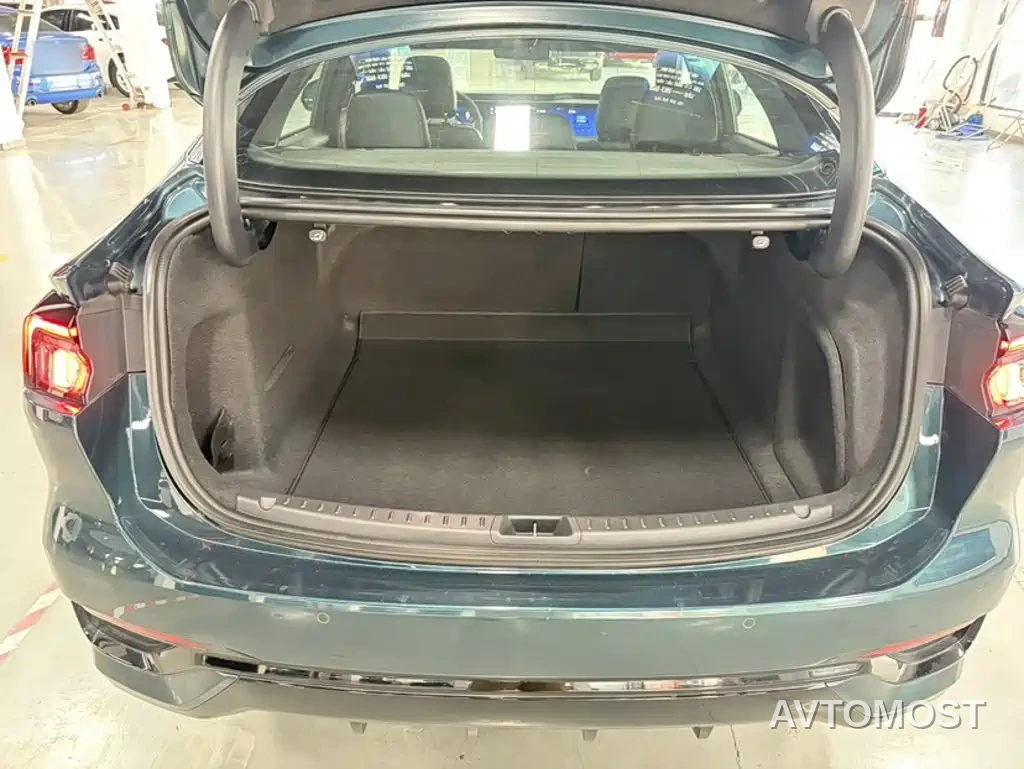 Ford Mondeo 2023 1.5T E-Hybrid ST-Line — фото 14