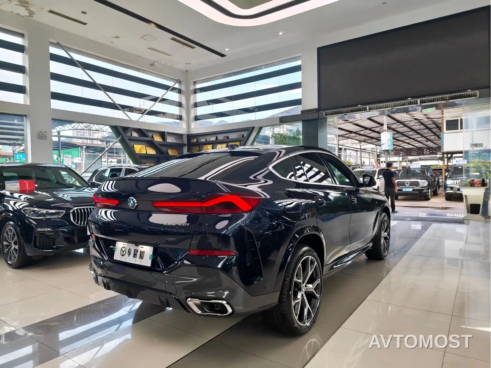 BMW X6 2023 xDrive40i M Sport Package — фото 6