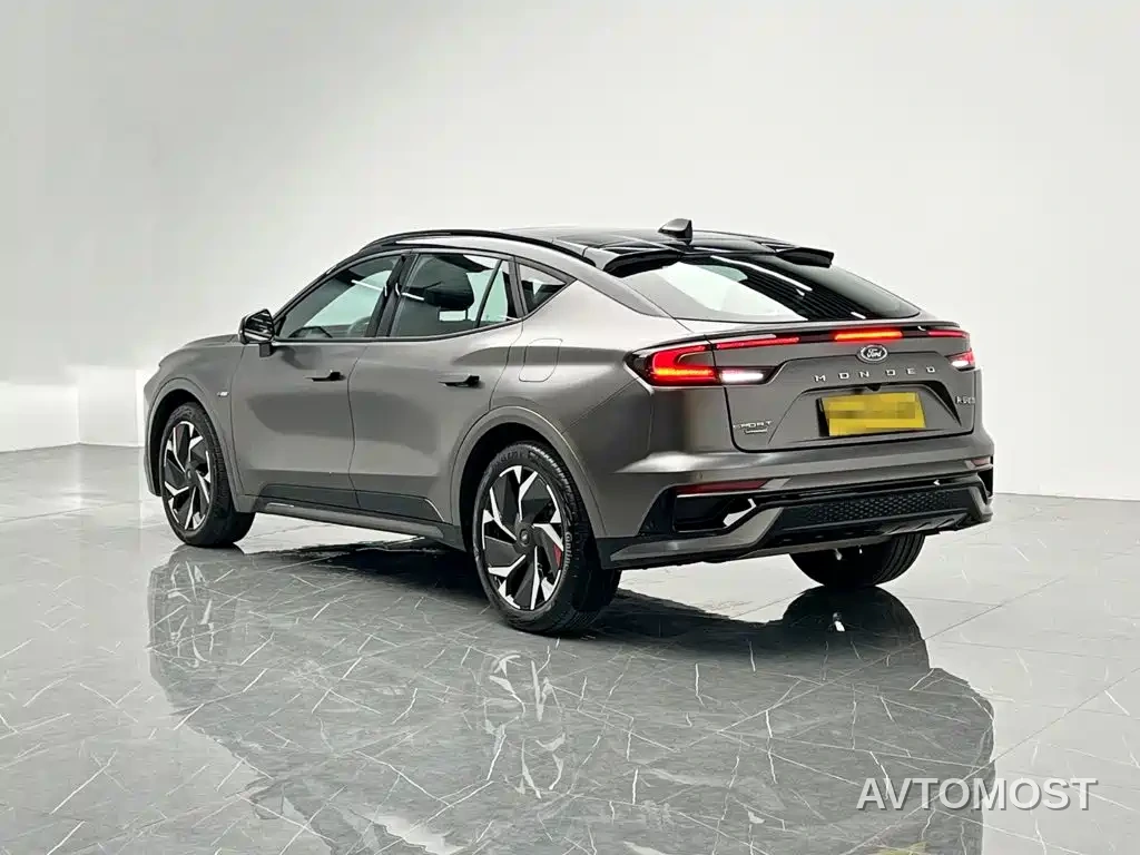 Ford Mondeo 2025 2.0T EcoBoost E Hybrid Sport ST-Line — фото 4