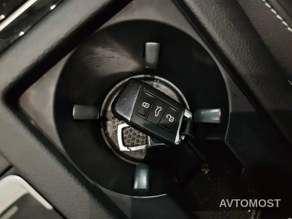 Volkswagen Magotan 2020 280TSI DSG Comfort — фото 6