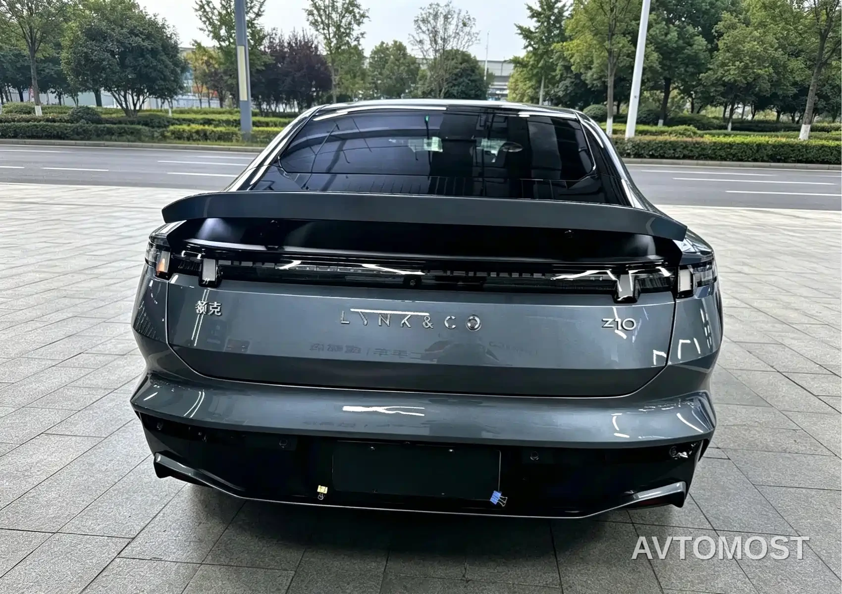 Lynk & Co Z10 2025 95kWh 702km AWD Smart Drive Ultra — фото 4