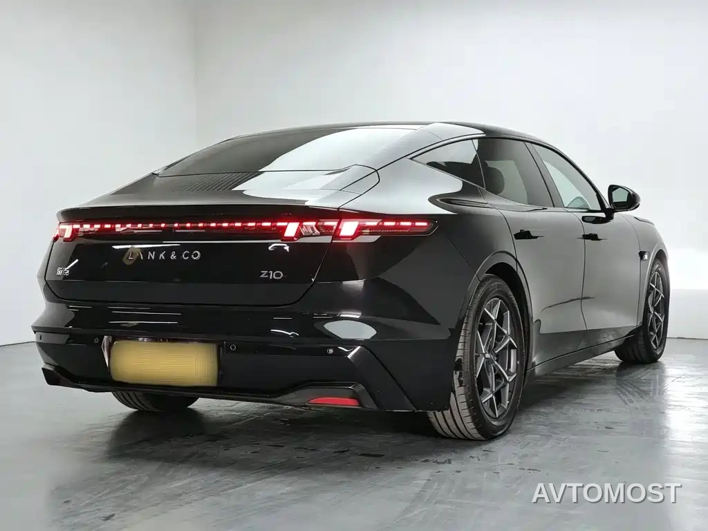 Lynk & Co Z10 2025 71kWh 602km RWD Pro — фото 21