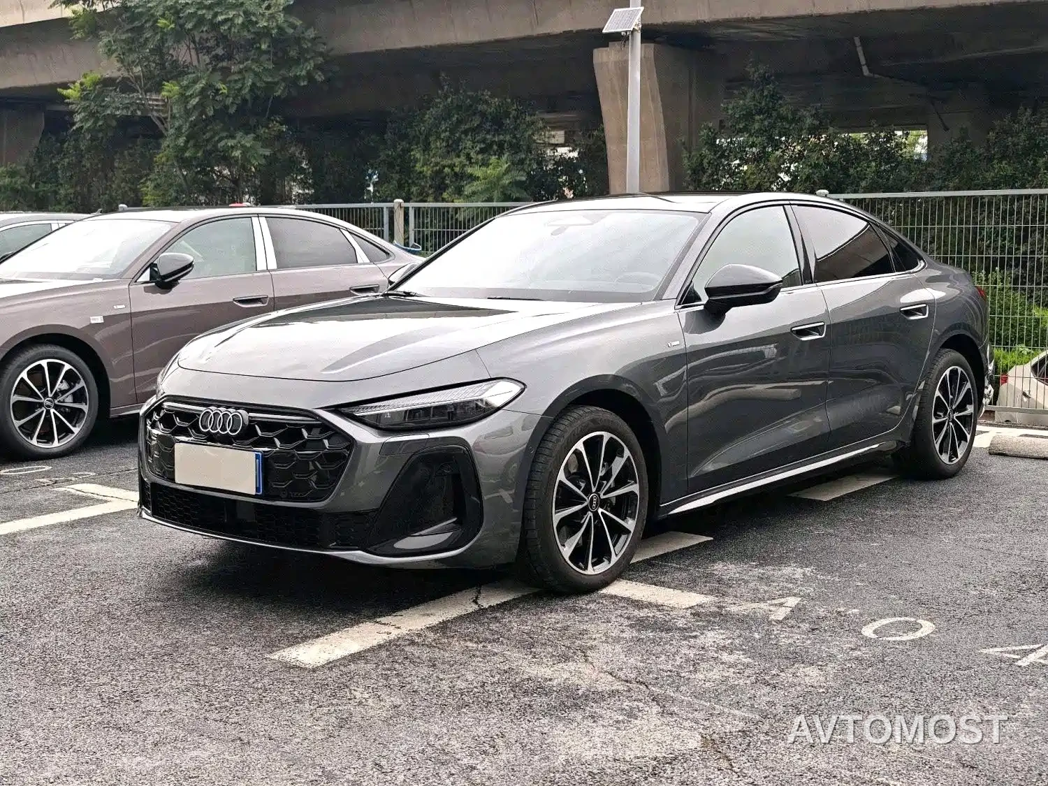 Audi A5L Sportback 2025 Model 2.0T Luxury — фото 1