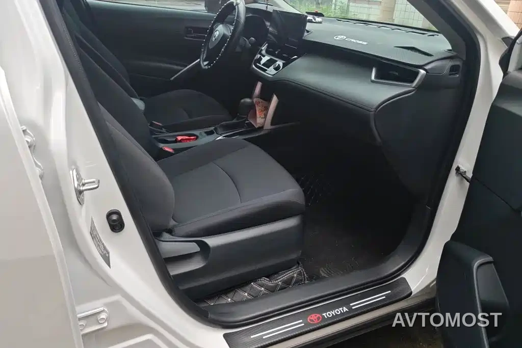 Toyota Corolla Cross 2024 2.0L Smart Hybrid Dual Engine Pioneer Edition — фото 8