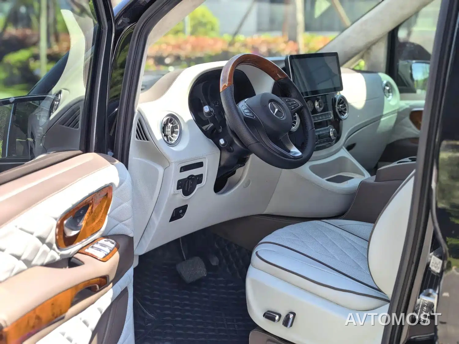 Mercedes-Benz Vito 2021 2.0T Business Edition 7-seater — фото 4