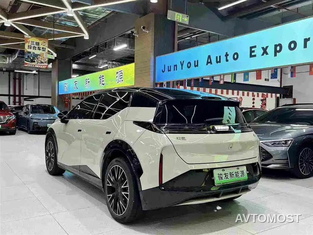 Zeekr X 2023 RWD YOU Edition 4-seater — фото 12