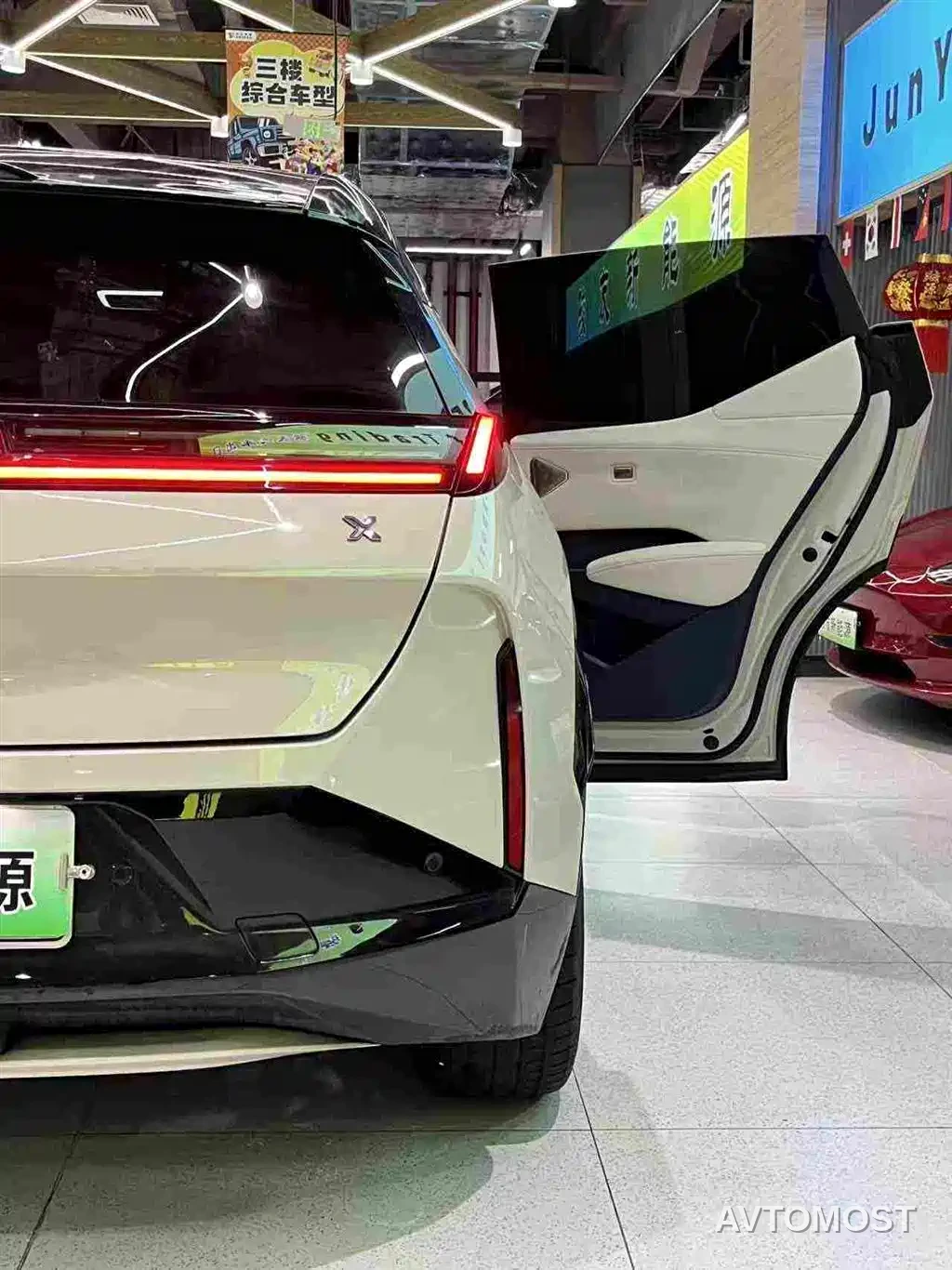 Zeekr X 2023 RWD YOU Edition 4-seater — фото 26