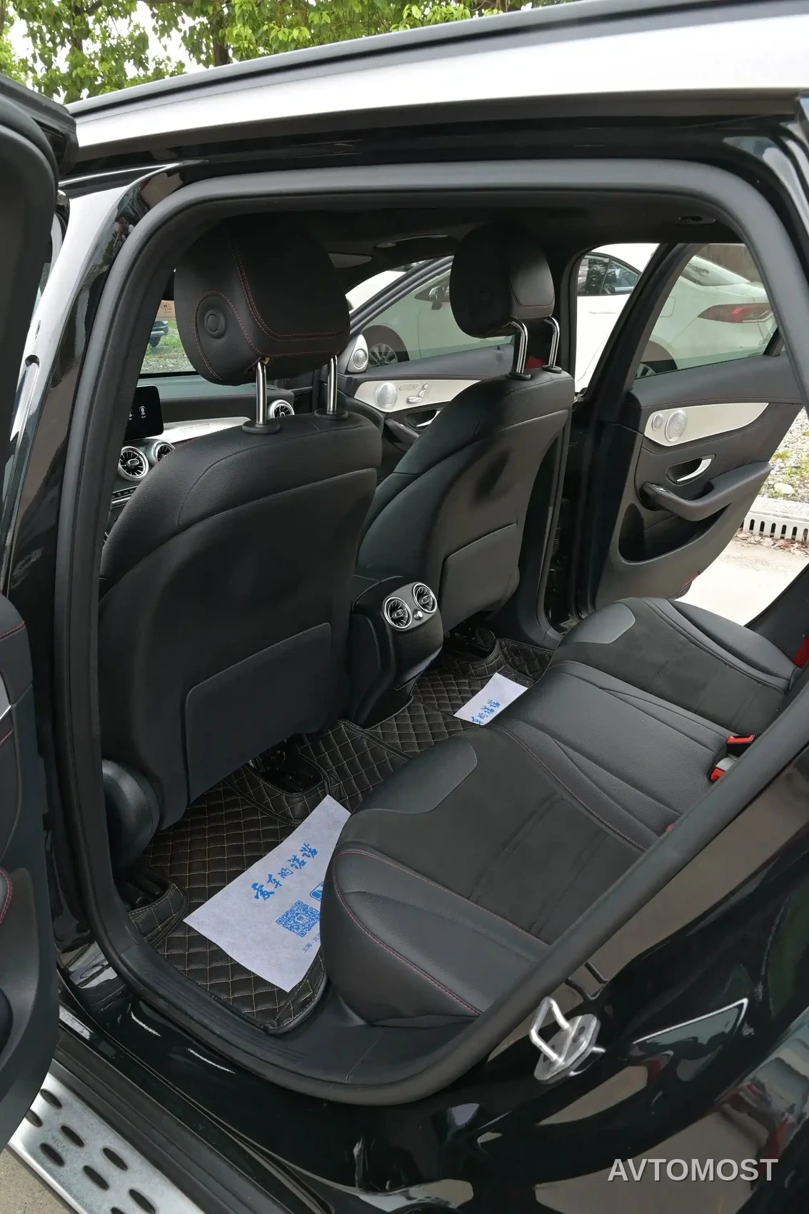 Mercedes-Benz GLC AMG 2022 AMG GLC 43 4MATIC — фото 13