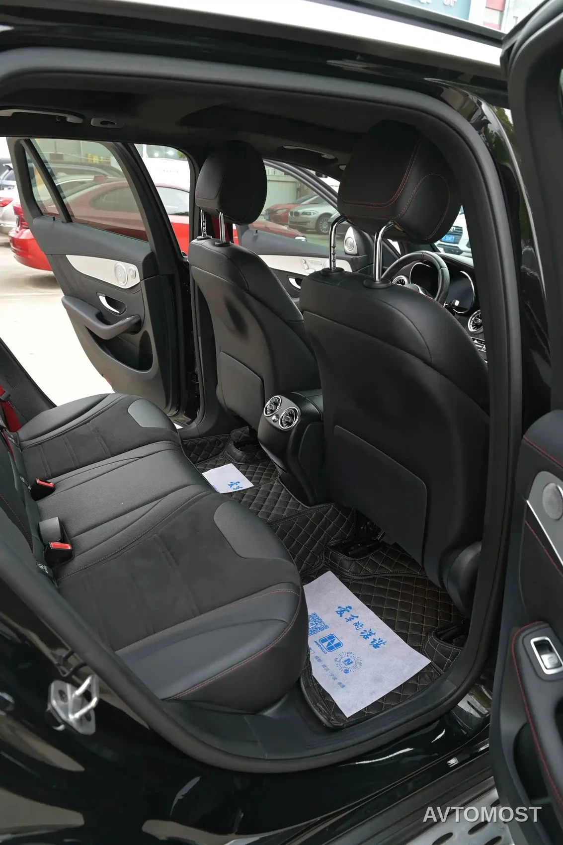 Mercedes-Benz GLC AMG 2022 AMG GLC 43 4MATIC — фото 14
