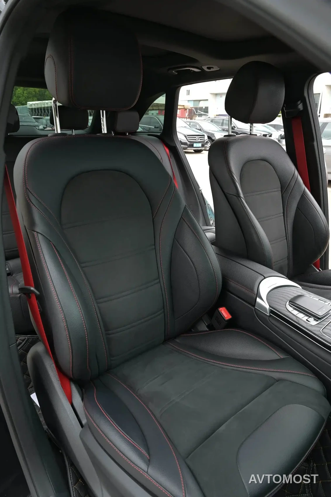 Mercedes-Benz GLC AMG 2022 AMG GLC 43 4MATIC — фото 15