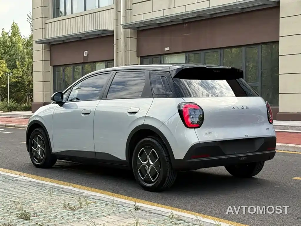 AION UT 2025 Model 330 Starlight Edition — фото 11