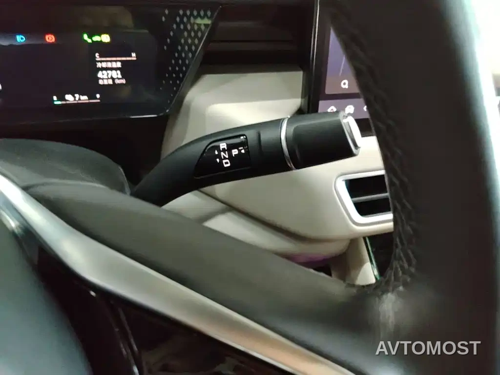 Wey Mocha New Energy 2023 2WD Long Range Edition — фото 11