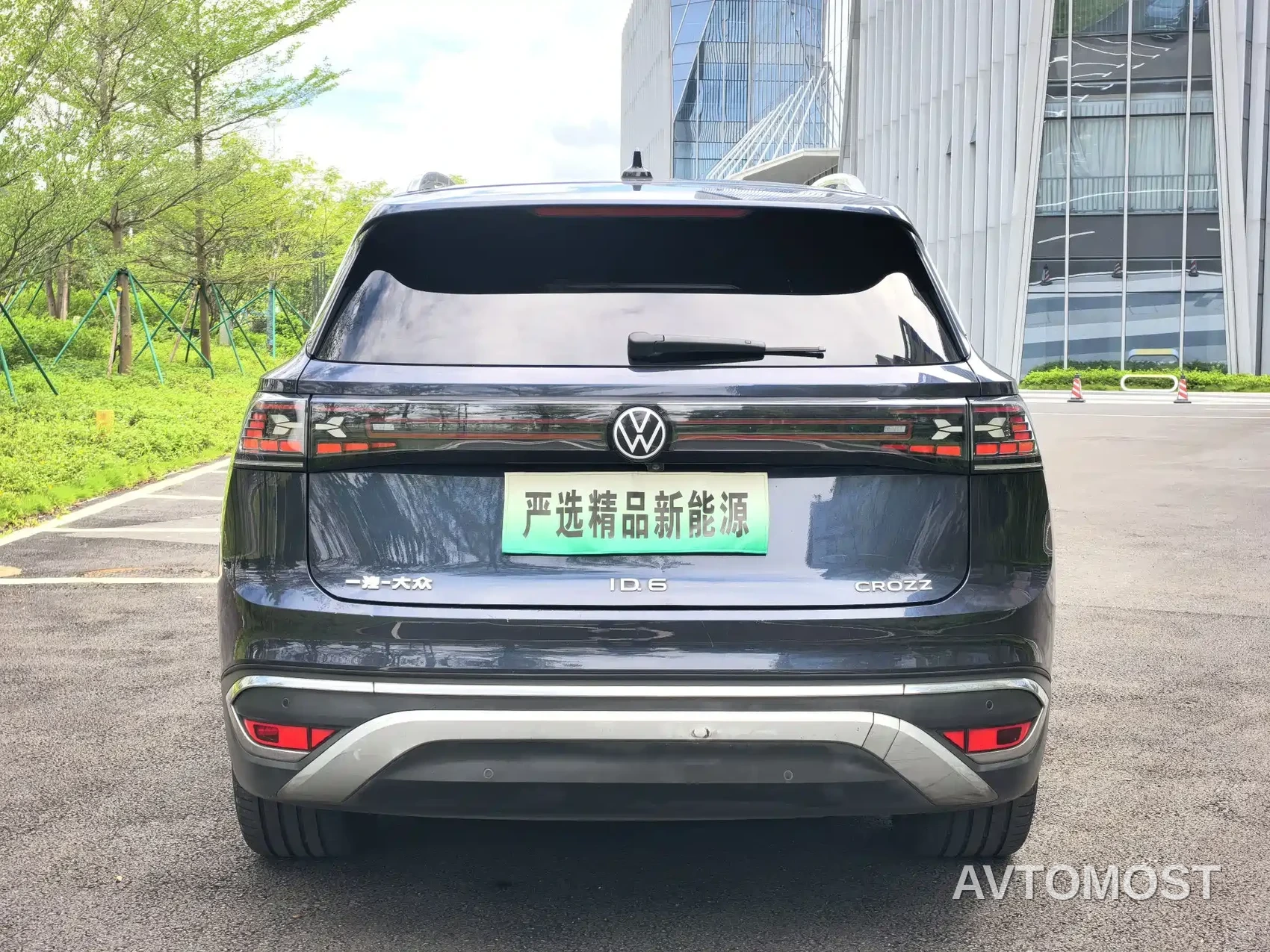 Volkswagen ID.6 CROZZ 2022 Long Range PURE+ Edition — фото 4