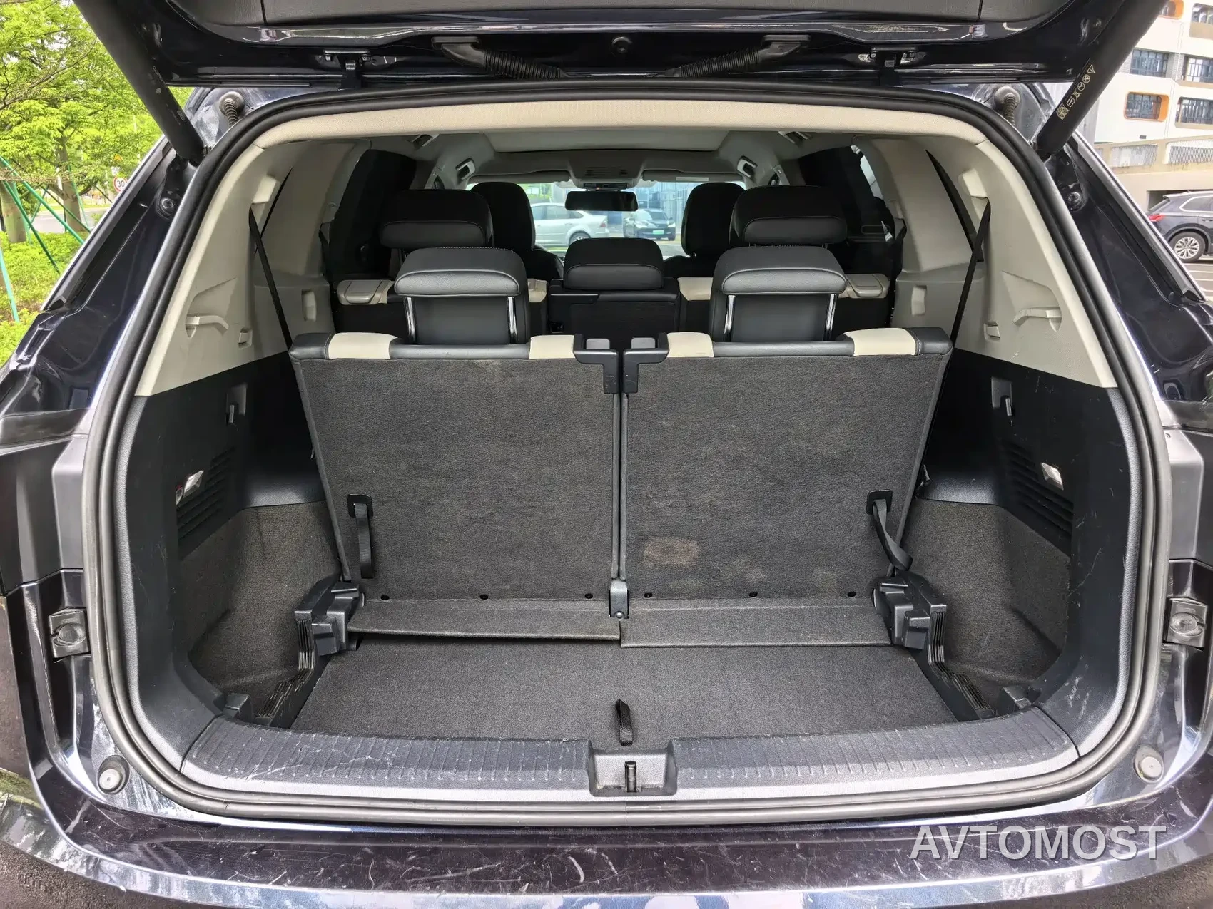 Volkswagen ID.6 CROZZ 2022 Long Range PURE+ Edition — фото 16