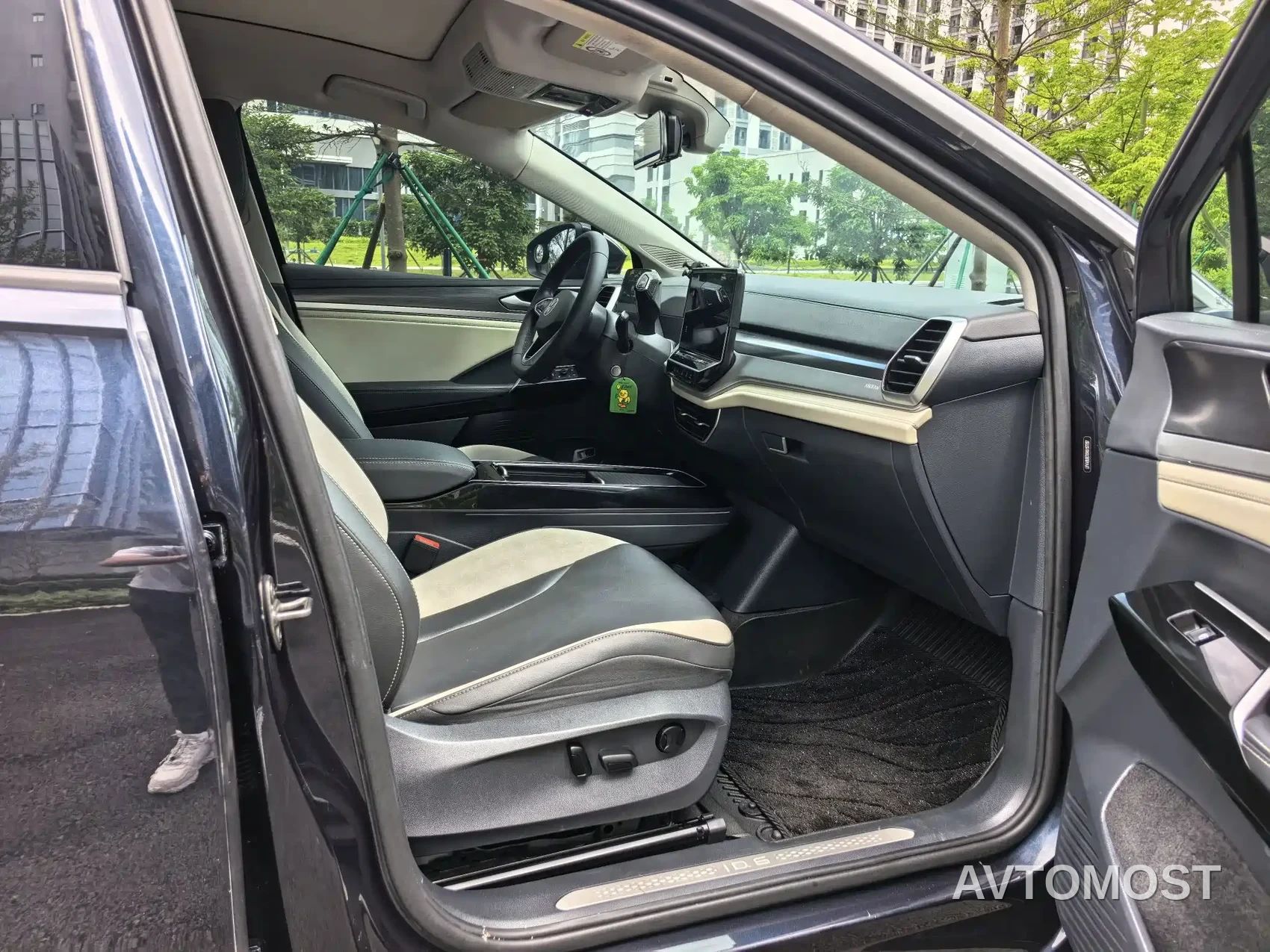 Volkswagen ID.6 CROZZ 2022 Long Range PURE+ Edition — фото 17