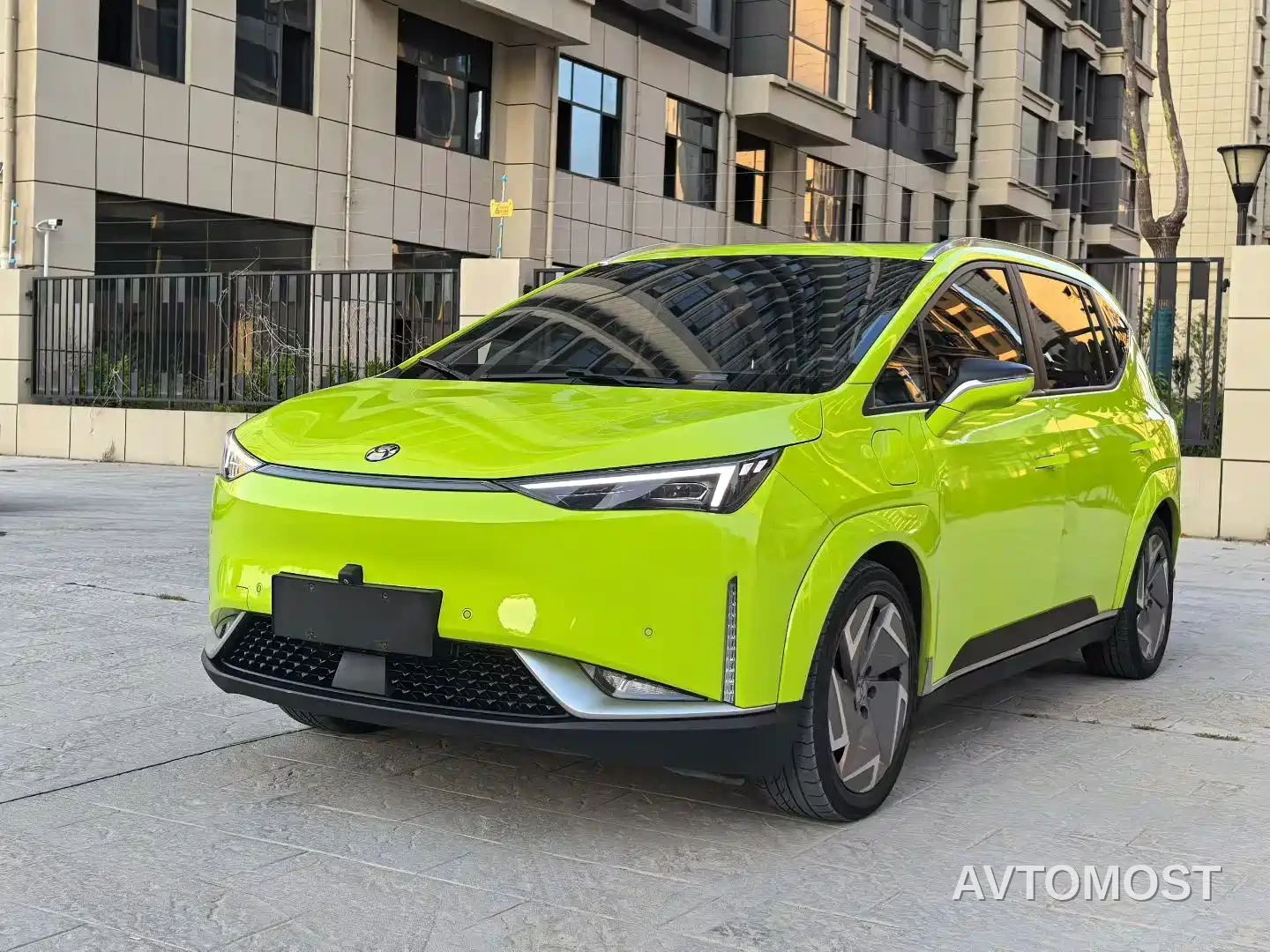 Hycan Z03 2022 Model 620km Trendy Smart Edition 160kW 76.8kWh — фото 1