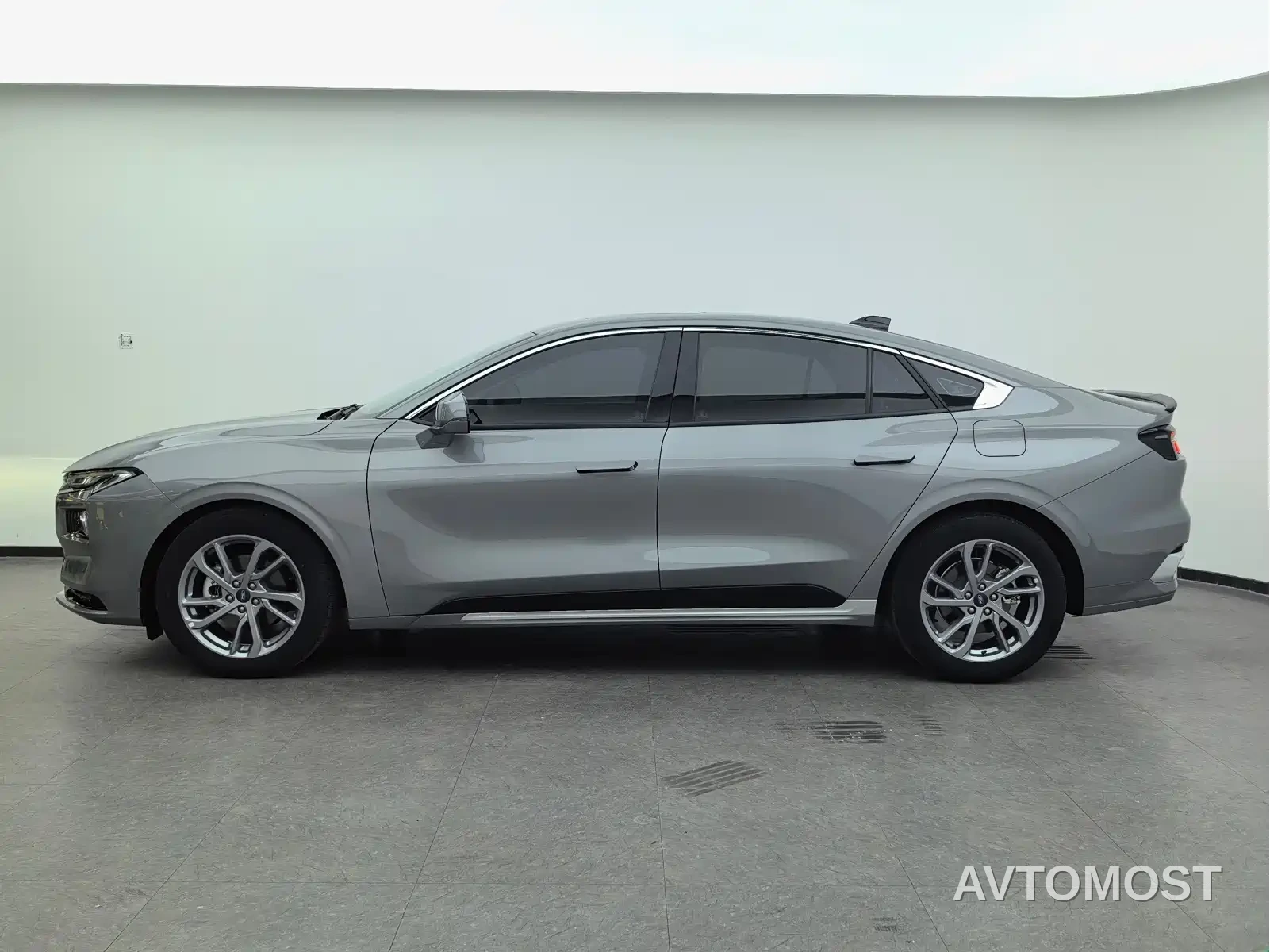 Ford Mondeo 2023 1.5T E-Hybrid Luxury — фото 9