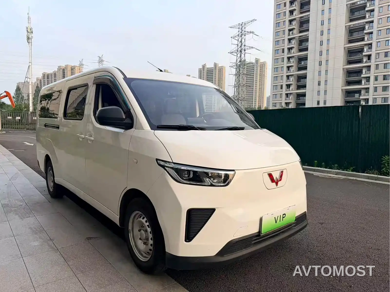 Wuling Yangguang 2024 300km Comfort Passenger Version 60kW — фото 3