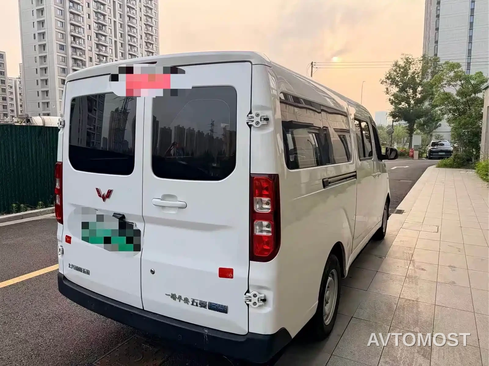 Wuling Yangguang 2024 300km Comfort Passenger Version 60kW — фото 7