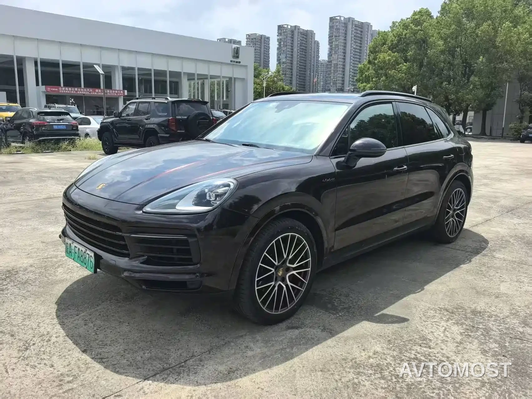 Porsche Cayenne New Energy 2021 Cayenne E-Hybrid 2.0T — фото 1