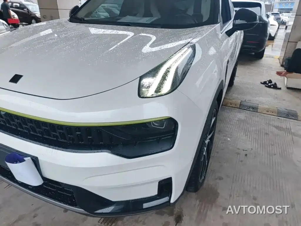 Lynk & Co 05 2022 2.0TD 2WD Shine Halo — фото 21