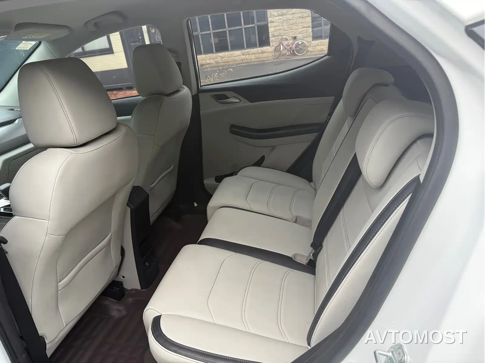 BYD Yuan Pro 2021 401KM Luxury Model — фото 6