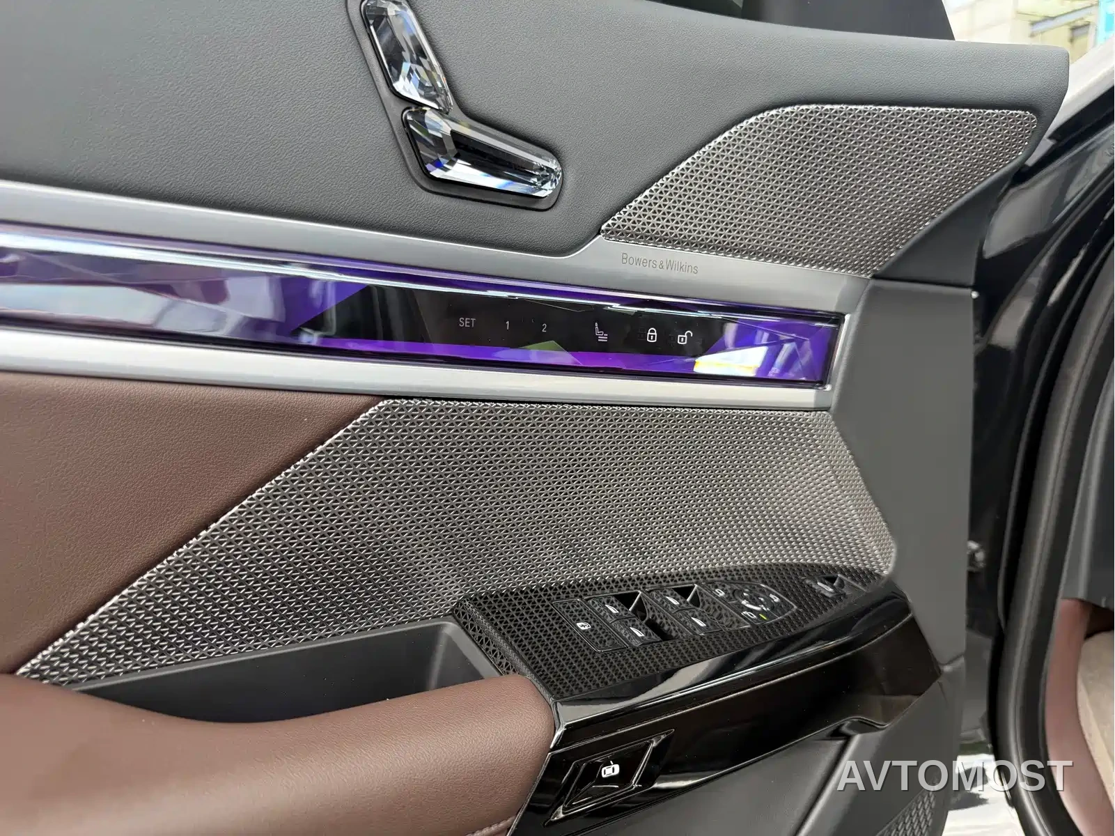 BMW i7 2023 eDrive50L Leading M Sport Package — фото 8
