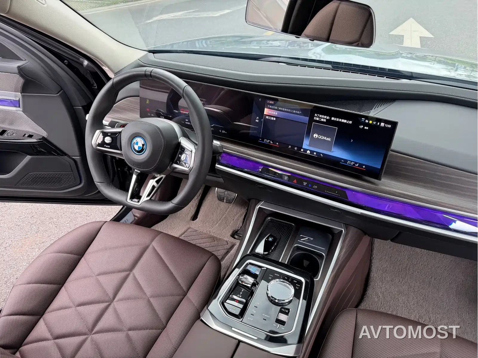 BMW i7 2023 eDrive50L Leading M Sport Package — фото 21