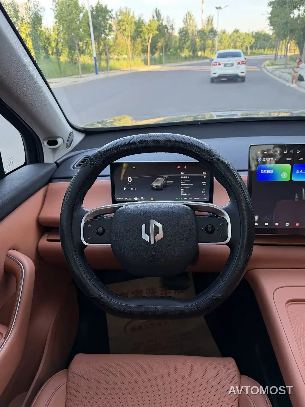 Leapmotor C10 2024 210 Smart Edition — фото 8