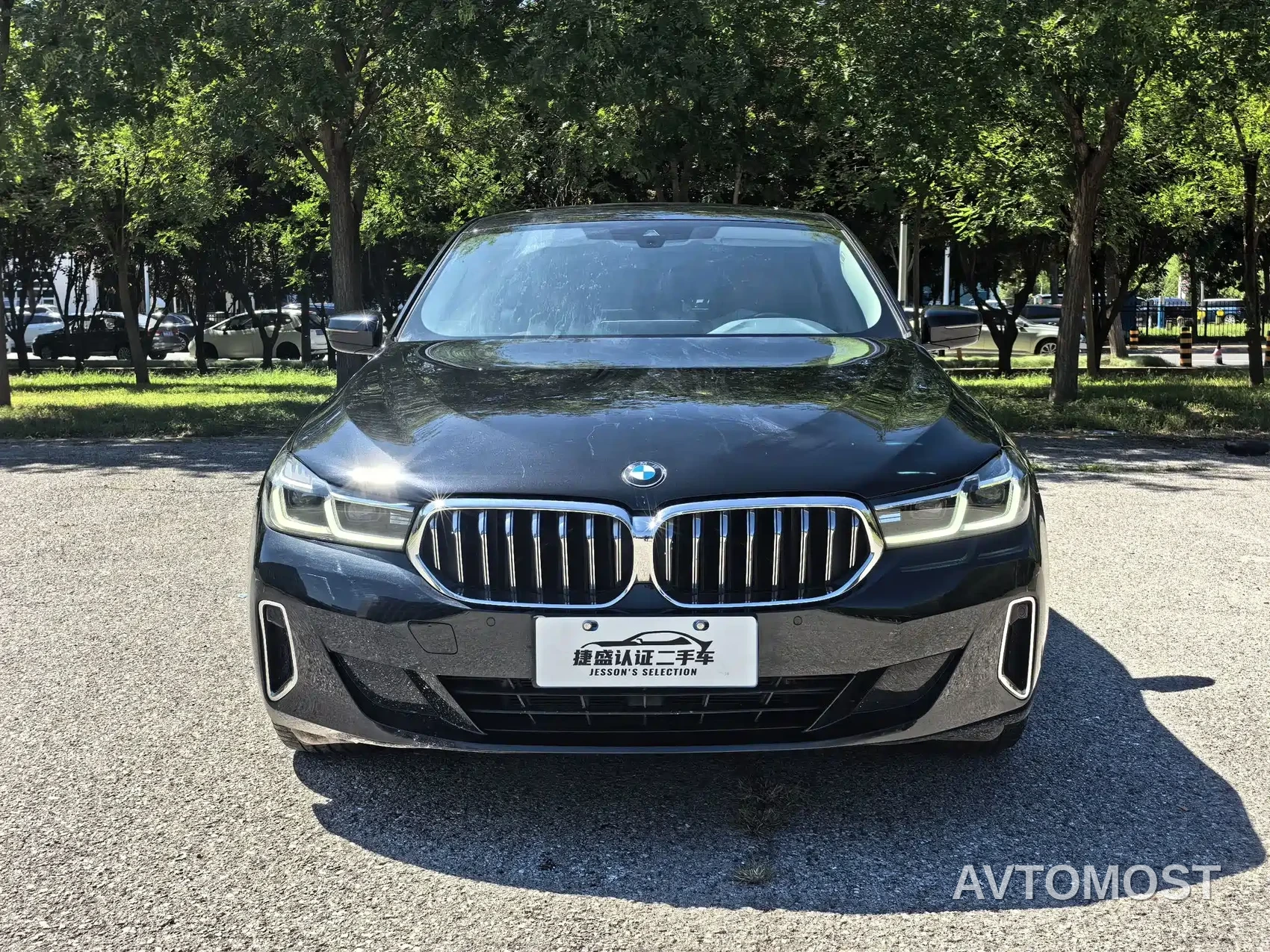 BMW 6 Series GT 2022 Model 630i Luxury Design Package — фото 2