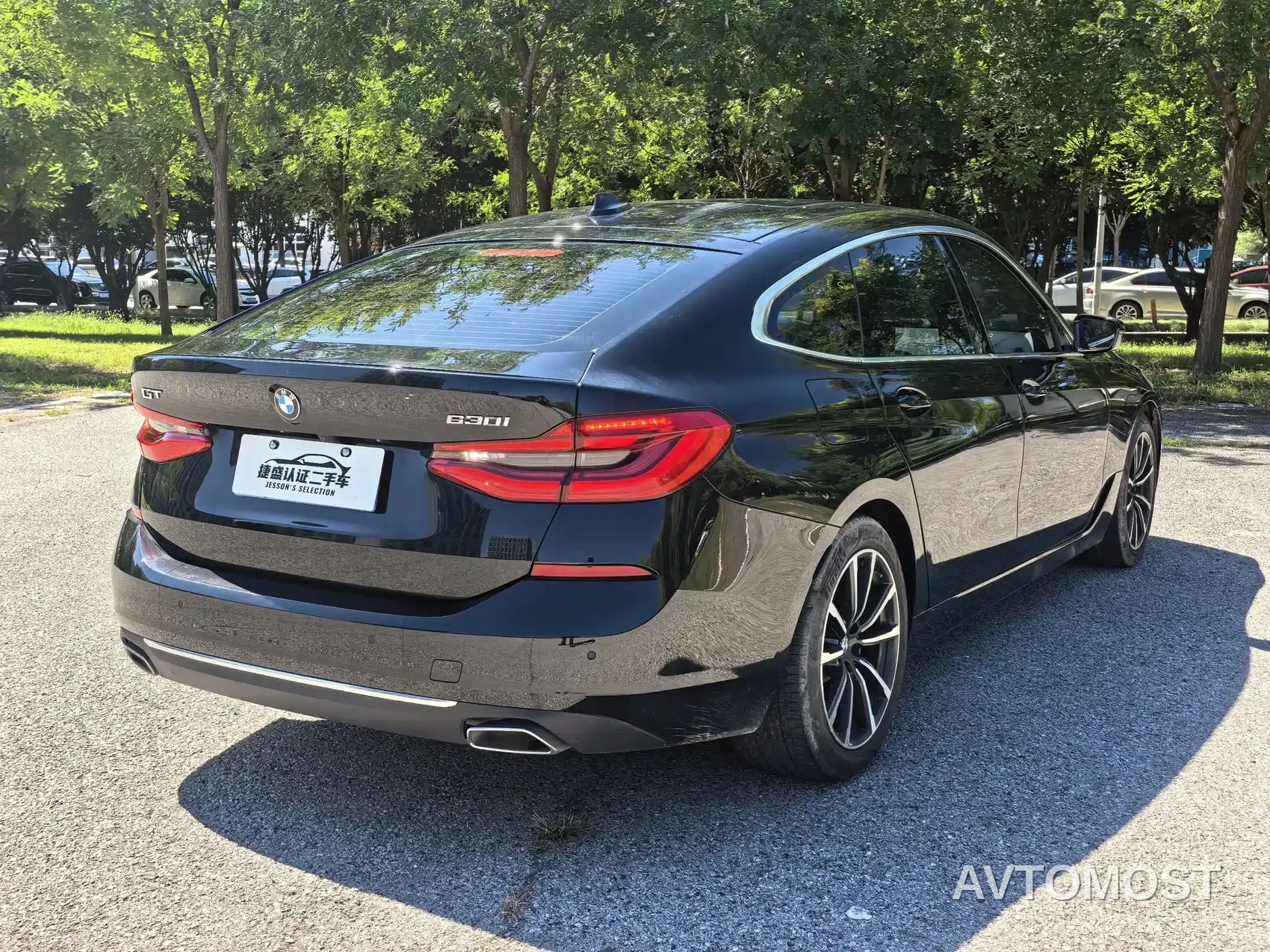 BMW 6 Series GT 2022 Model 630i Luxury Design Package — фото 6