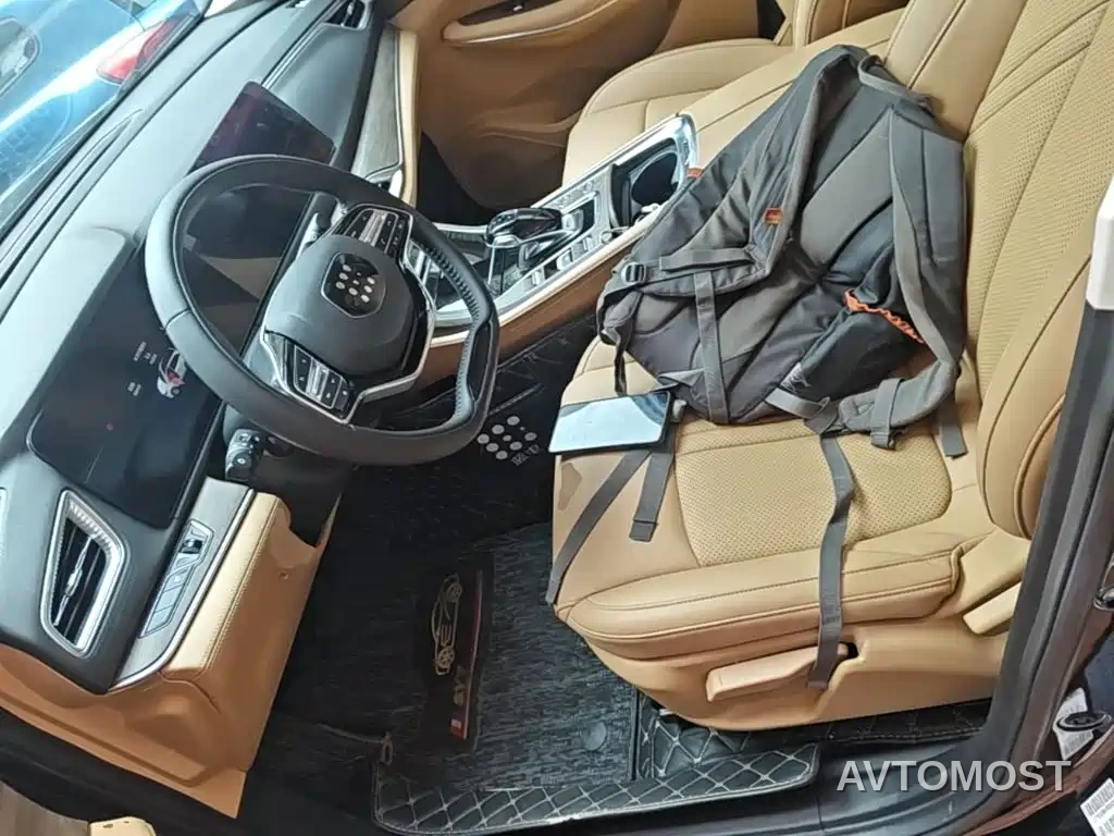 Landian E5 2023 1.5L DE-i 100KM Enjoyment 7-seater — фото 10