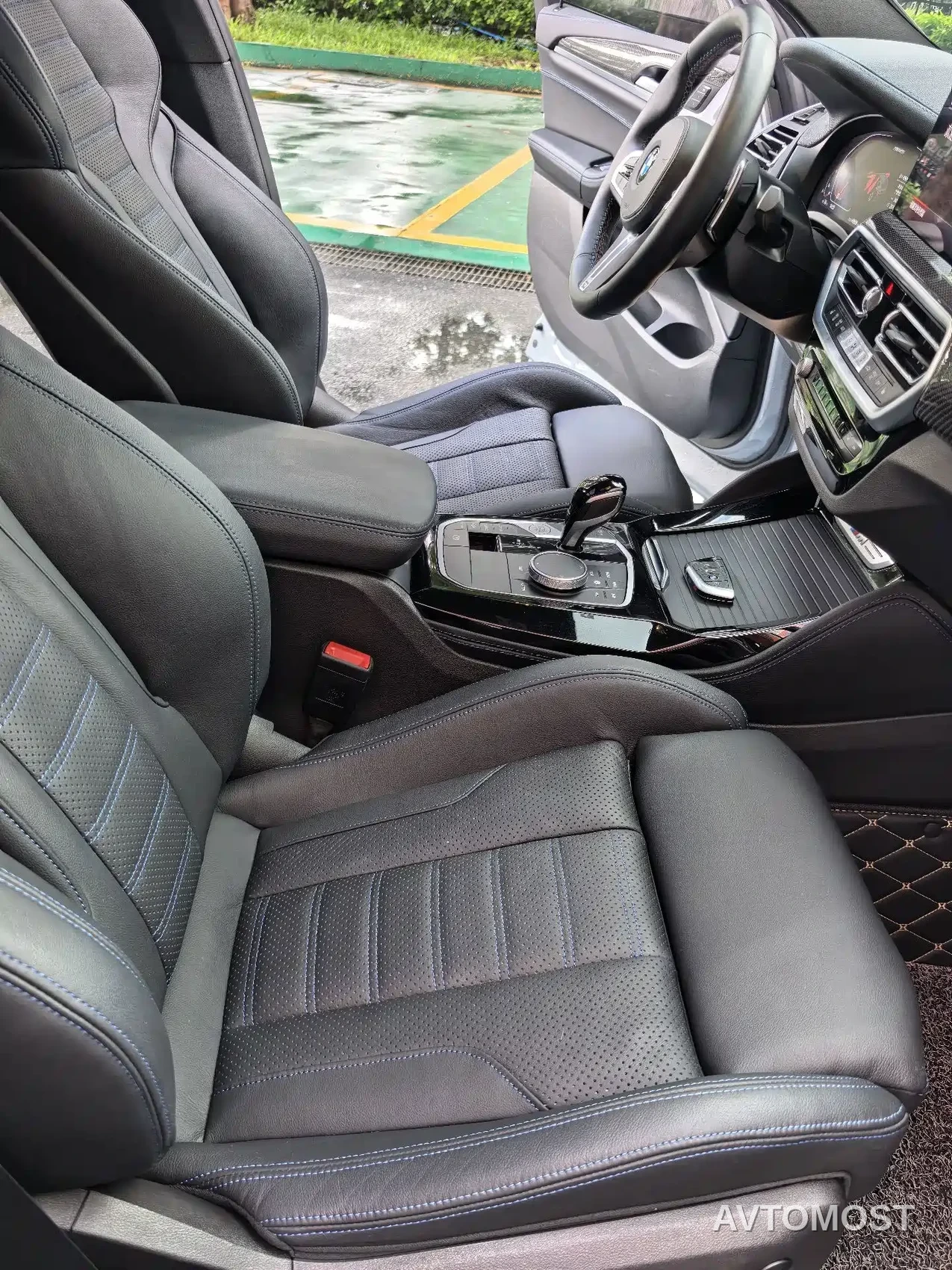 BMW X4 M40i 2022 M40i — фото 9