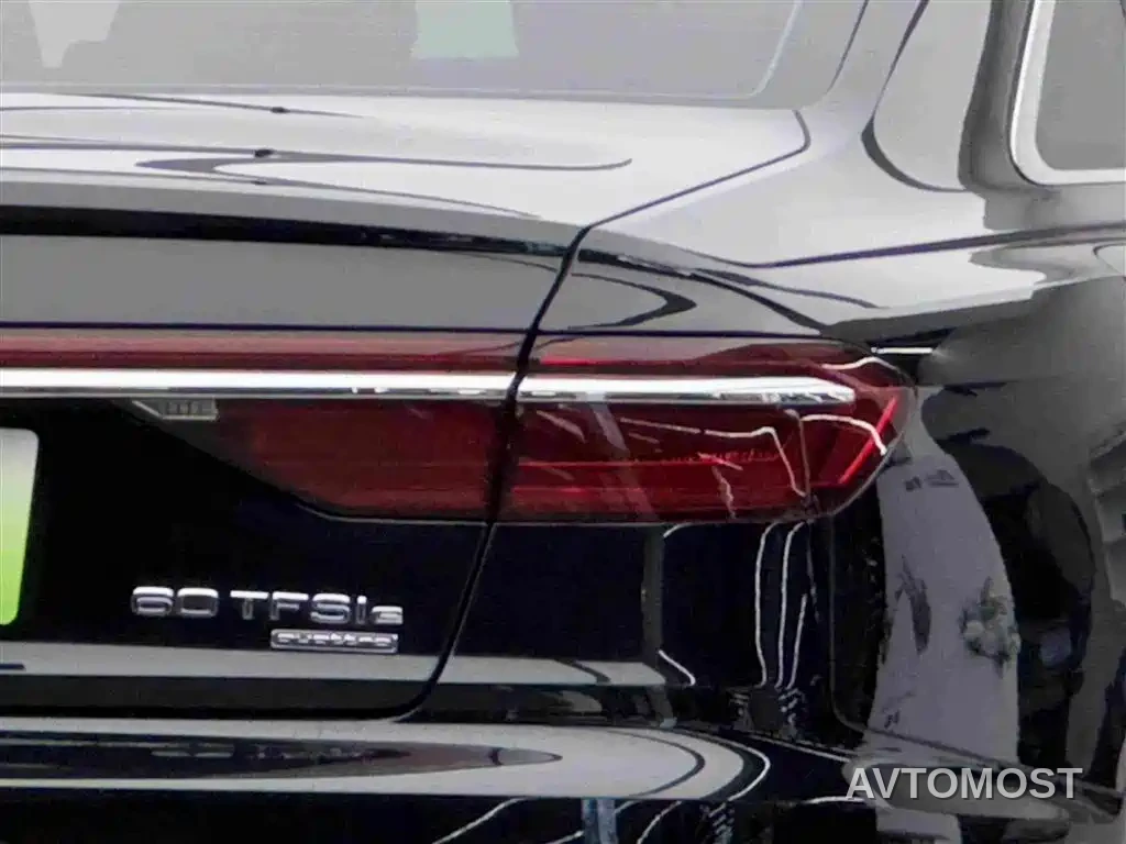 Audi A8 New Energy 2022 A8L 60 TFSIe quattro Collector's Edition — фото 4