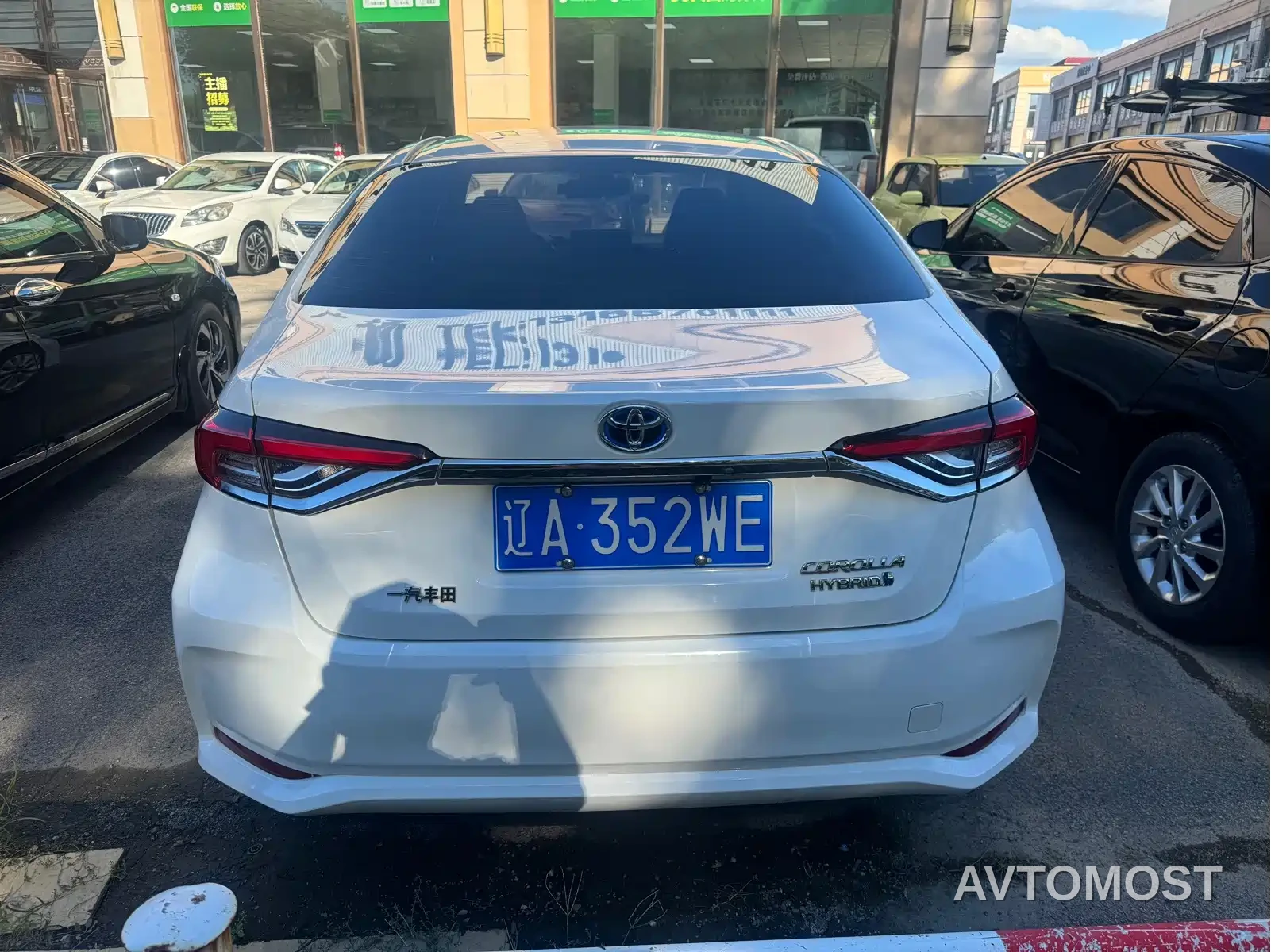 Toyota Corolla 2019 Hybrid 1.8L E-CVT GL-i Pioneer Edition — фото 10