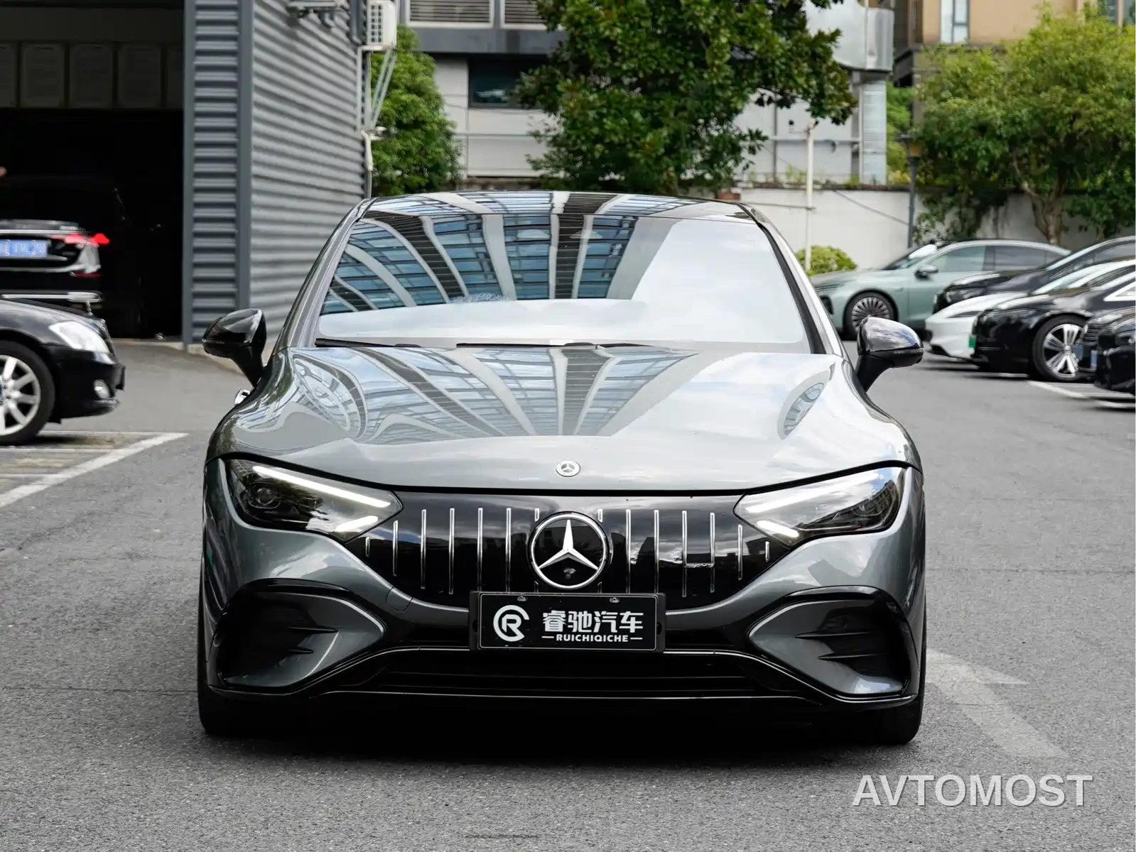 Mercedes-Benz EQE AMG 2023 AMG EQE 53 4MATIC+ — фото 2