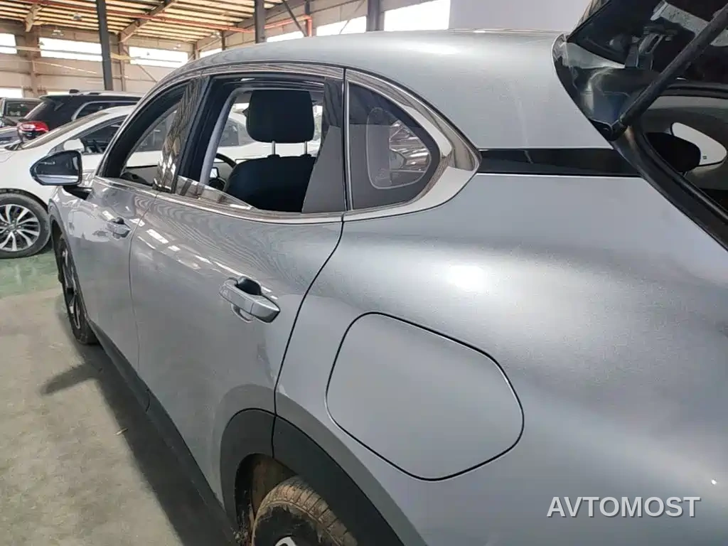 Baojun Yunhai 2024 140km Plug-in Hybrid — фото 5