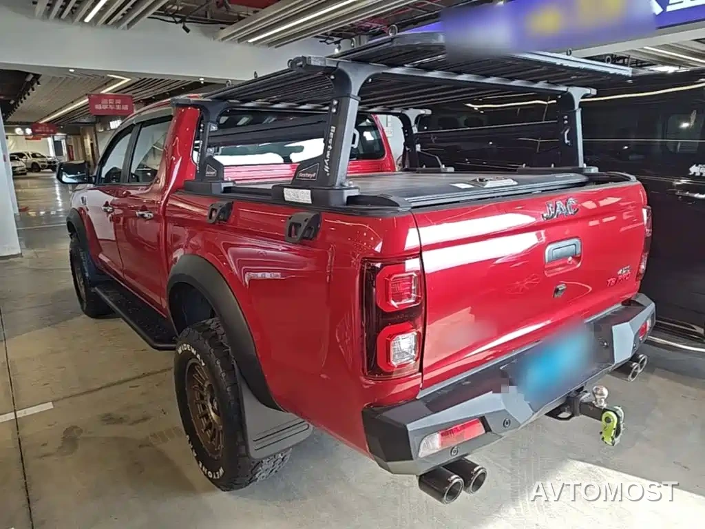 JAC T8 2024 2.0T PRO Automatic Night Hawk Diesel 4WD Obsidian Edition Standard Double Cab — фото 3