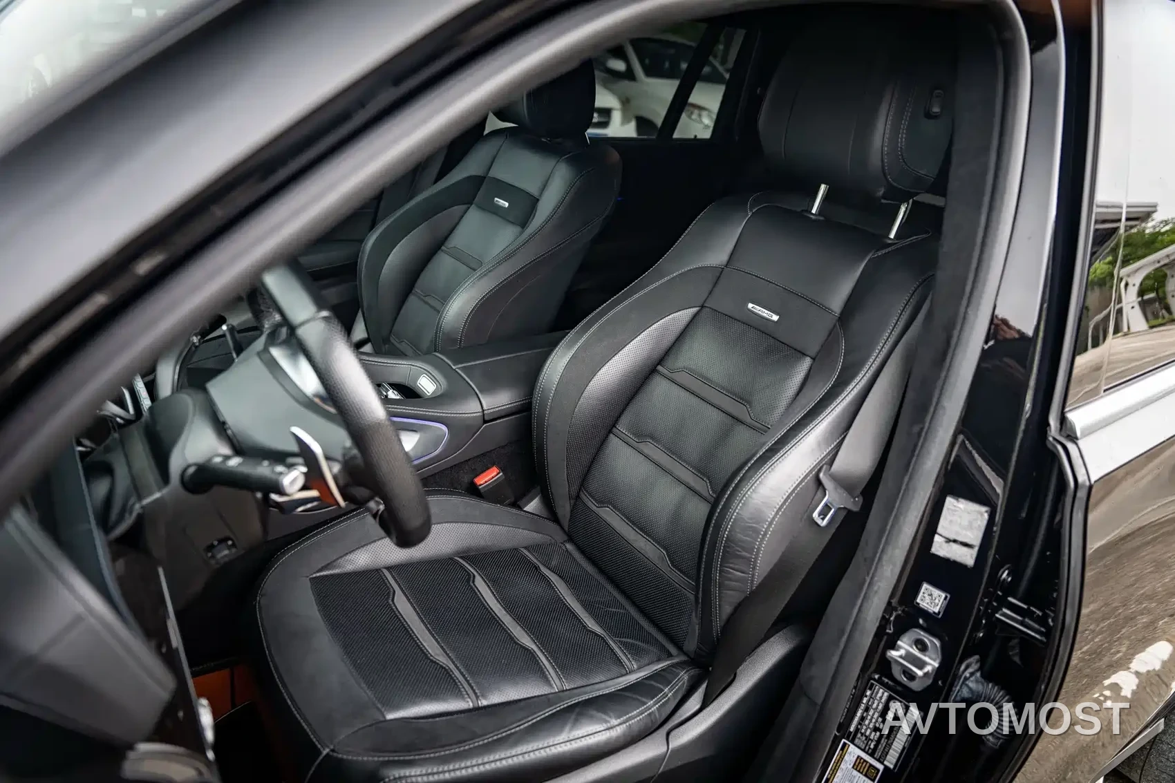 Mercedes-Benz GLS AMG 2024 AMG GLS 63 4MATIC+ — фото 19
