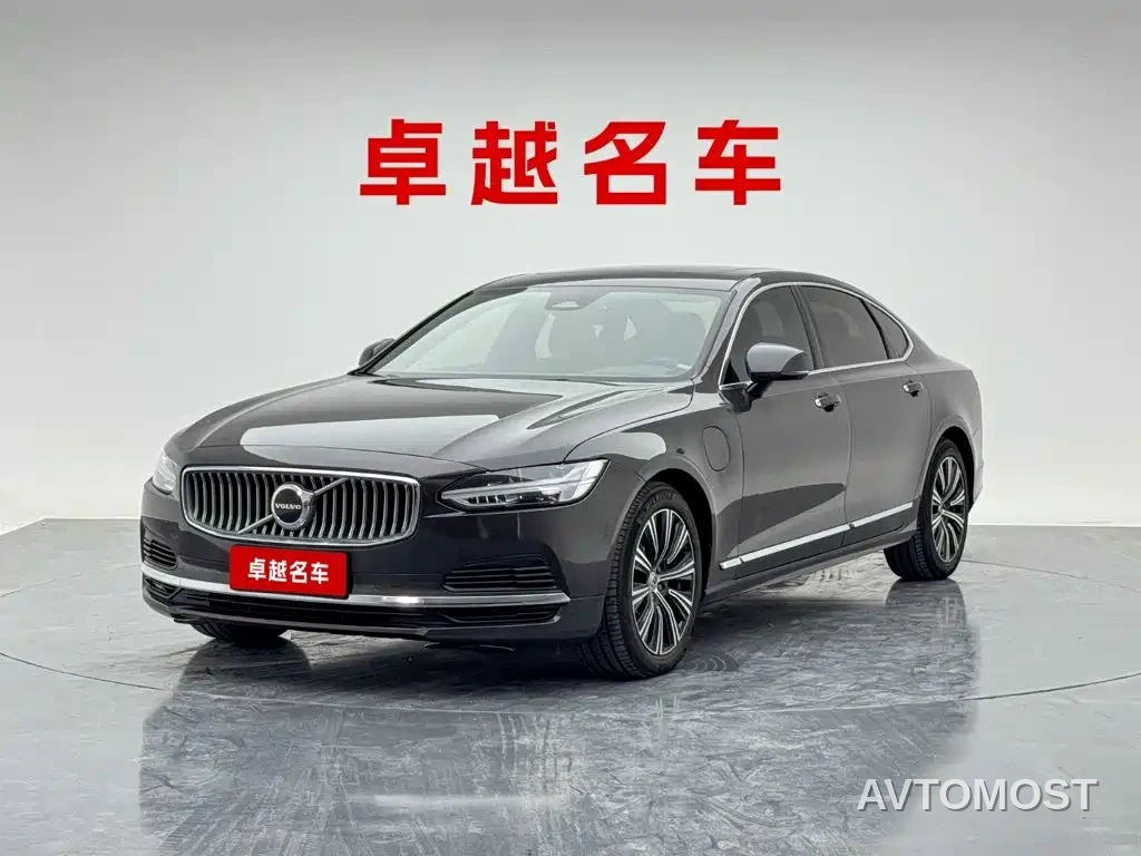 Volvo S90 Plug-in Hybrid 2022 T8 Recharge Plug-in Hybrid Momentum Luxury Edition — фото 1
