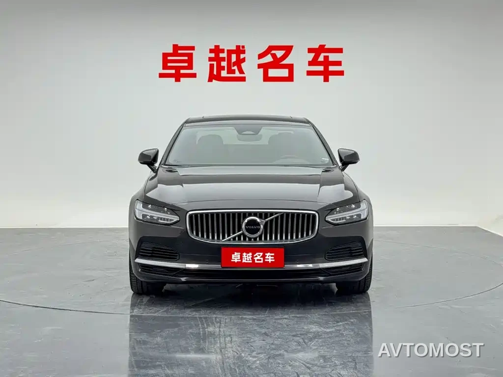 Volvo S90 Plug-in Hybrid 2022 T8 Recharge Plug-in Hybrid Momentum Luxury Edition — фото 2